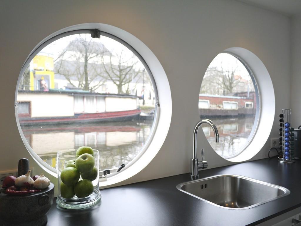 Houseboat Prinsheerlijk Hotel Amsterdam Room photo